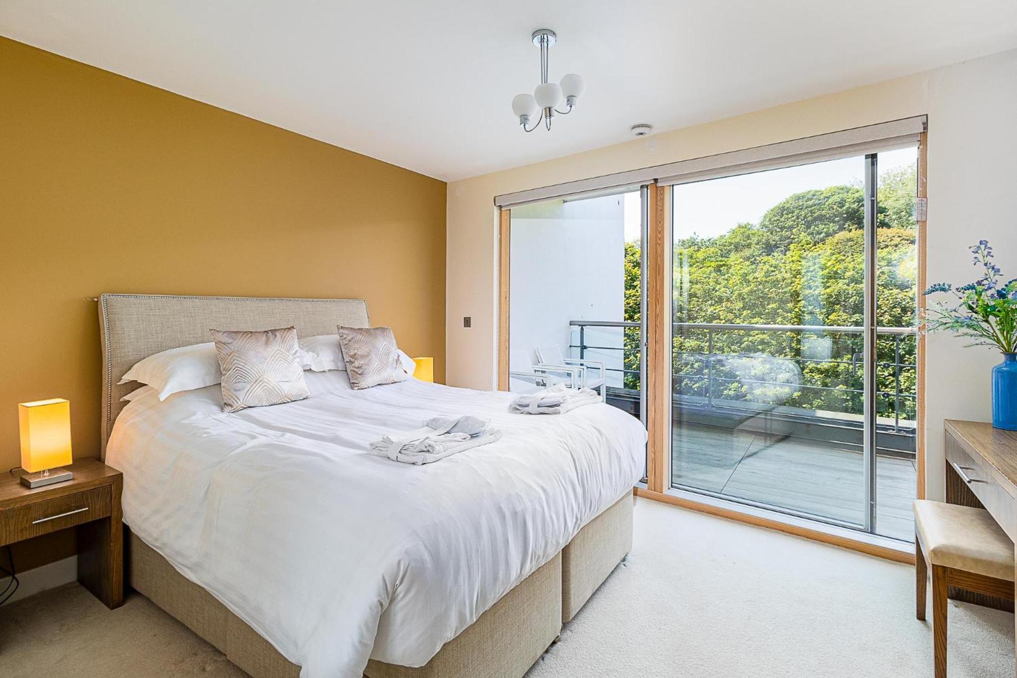 Apartment The Sands Sea Front *