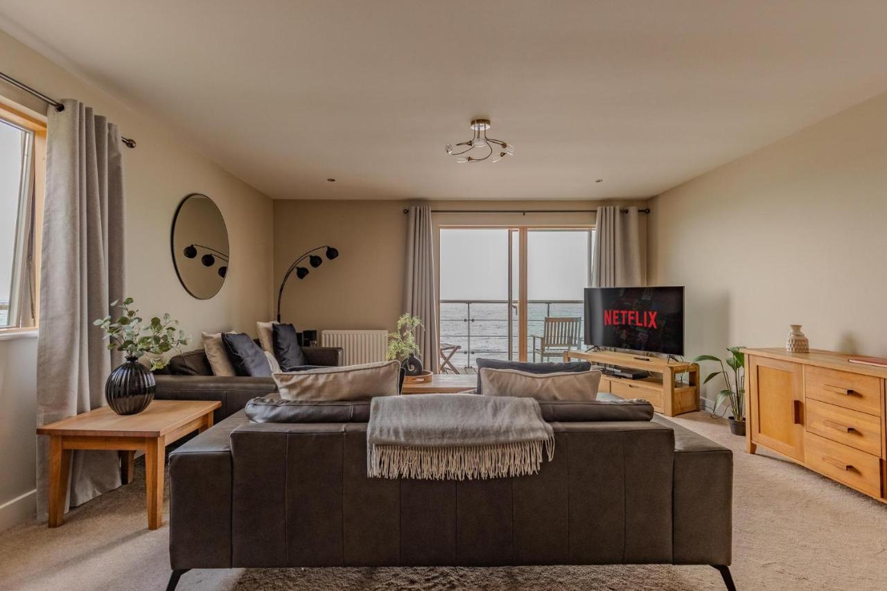 Apartment The Sands Sea Front Scarborough